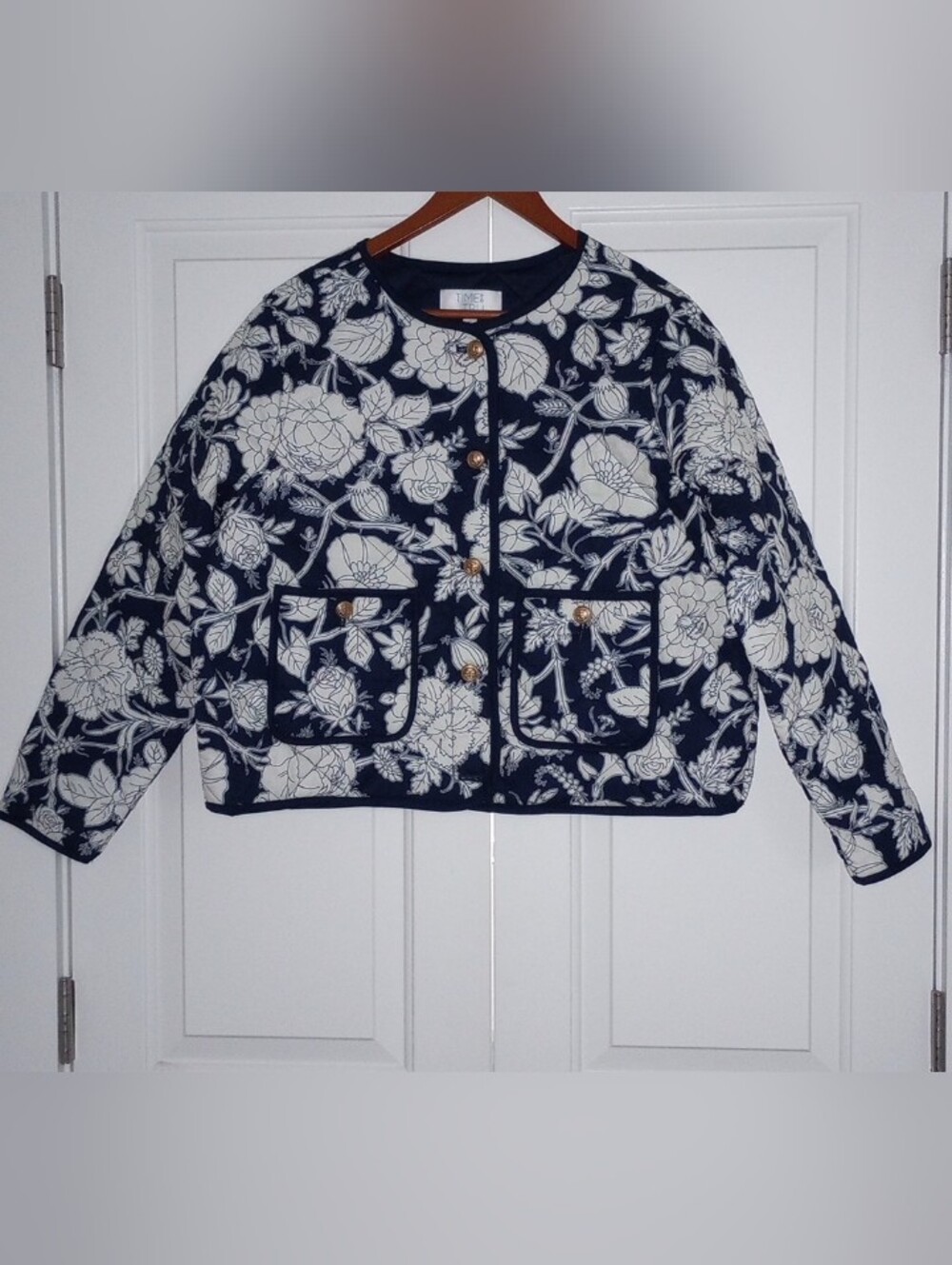Time And Tru Quilted Dark Navy Floral Jacket Size XL (16-18)